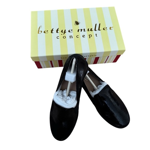 Bettye Muller Concept Black Leather Slip-On Shoes Loafers Tropic 9M New - Picture 1 of 9